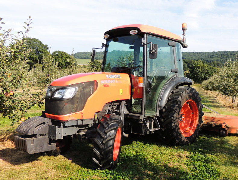 Specialist M8540n - KUBOTA